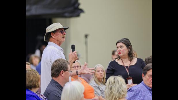 photo by Sees the Moment Photography Bill Stone asks his question.