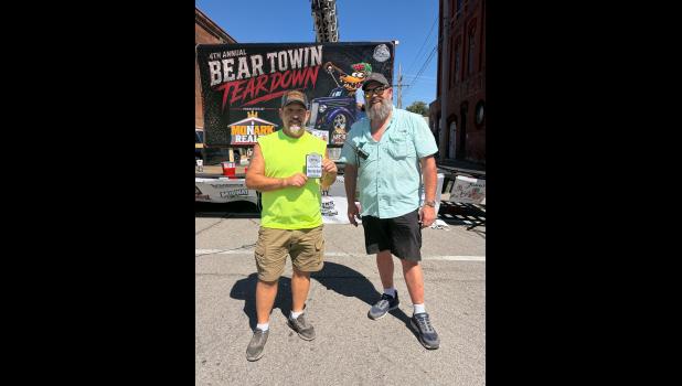 Best Ratrod winner David Hisel with Travis Brake. photo provided